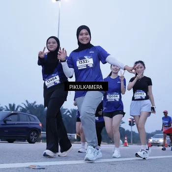 Runner Photo 7347327