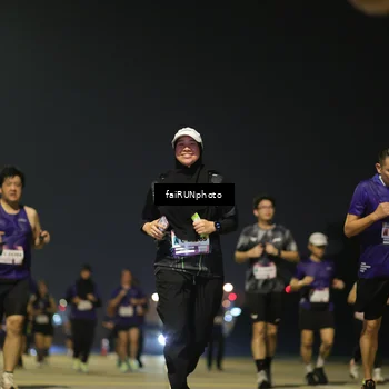 Runner Photo 7347340