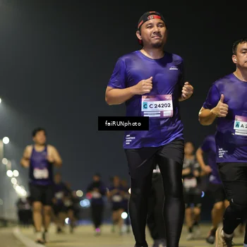 Runner Photo 7347343