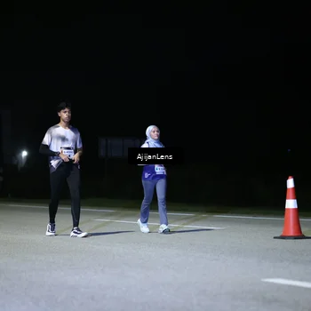 Runner Photo 7347359