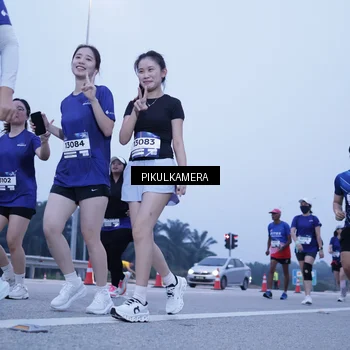 Runner Photo 7347370