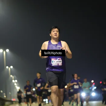 Runner Photo 7347376