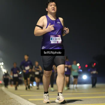 Runner Photo 7347379