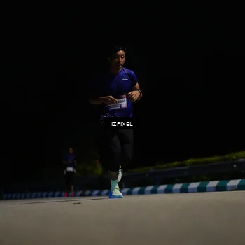 Runner Photo 7347408
