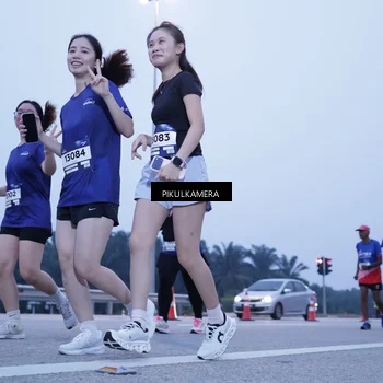 Runner Photo 7347428
