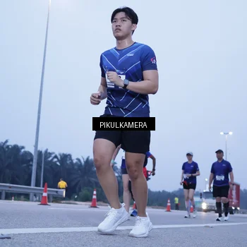 Runner Photo 7347454