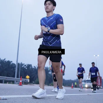 Runner Photo 7347481