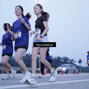 Runner Photo 7347486