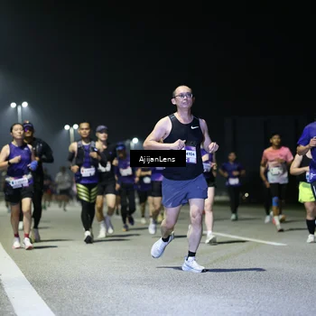 Runner Photo 7347497