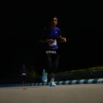 Runner Photo 7347498