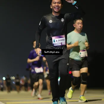Runner Photo 7347544