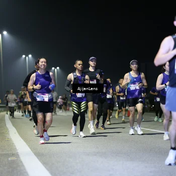 Runner Photo 7347545