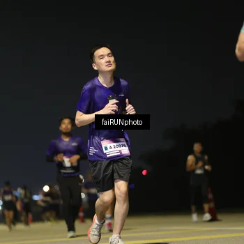 Runner Photo 7347599