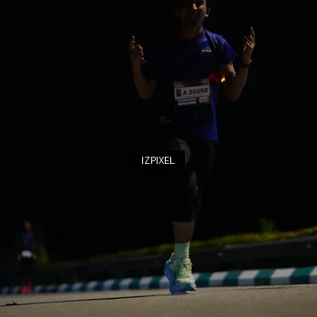 Runner Photo 7347604