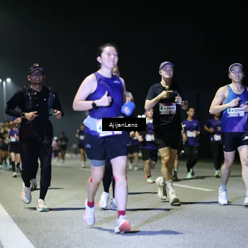 Runner Photo 7347613