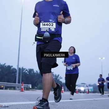 Runner Photo 7347624