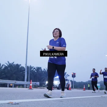 Runner Photo 7347666