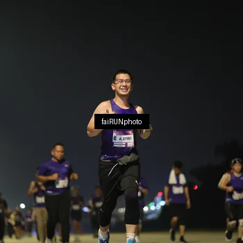 Runner Photo 7347680