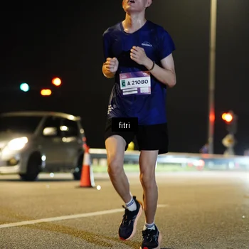 Runner Photo 7347689