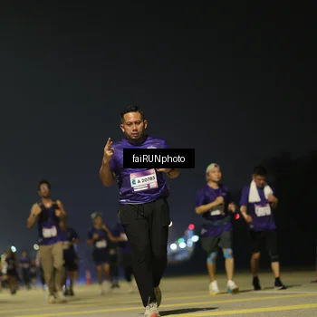 Runner Photo 7347698