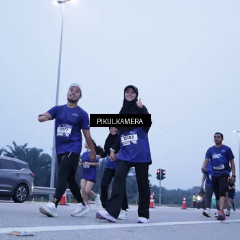 Runner Photo 7347774
