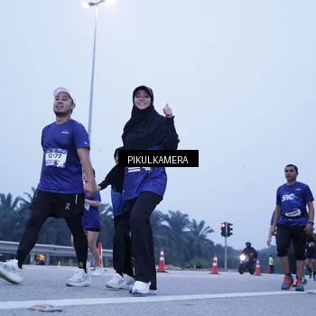 Runner Photo 7347783