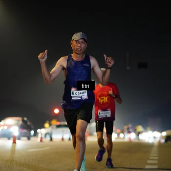 Runner Photo 7347789