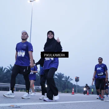 Runner Photo 7347790