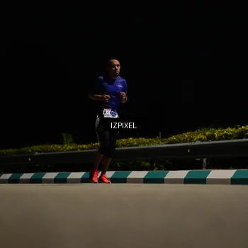 Runner Photo 7347815