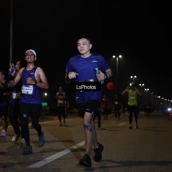 Runner Photo 7347834