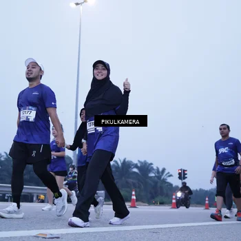 Runner Photo 7347848