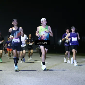 Runner Photo 7347852