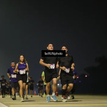 Runner Photo 7347873