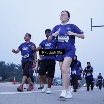 Runner Photo 7347895