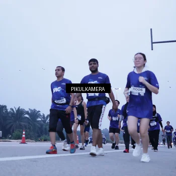 Runner Photo 7347905