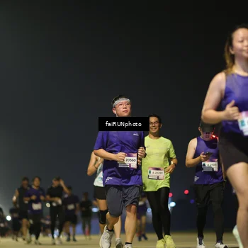 Runner Photo 7347926