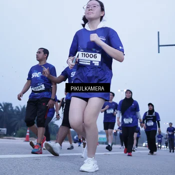 Runner Photo 7347929