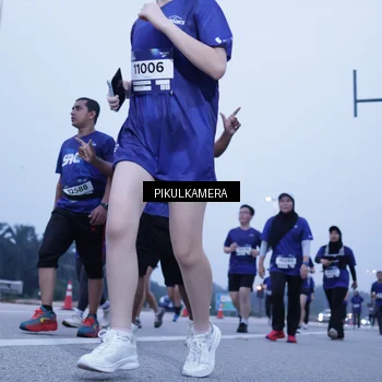 Runner Photo 7347960