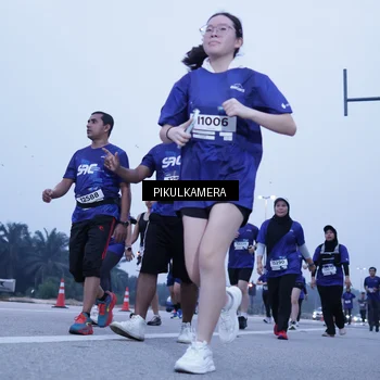 Runner Photo 7347966