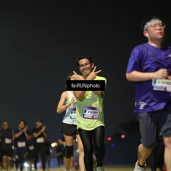 Runner Photo 7347976