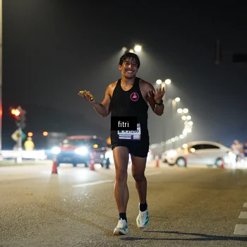 Runner Photo 7347999