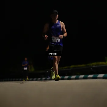 Runner Photo 7348021