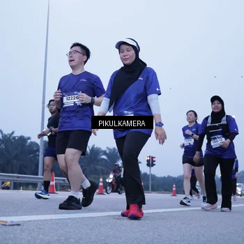 Runner Photo 7348034