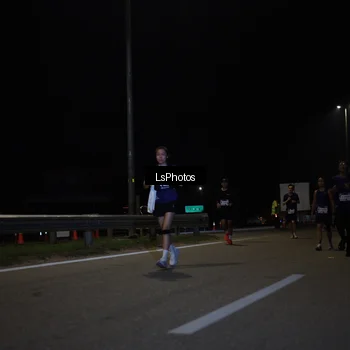 Runner Photo 7348040