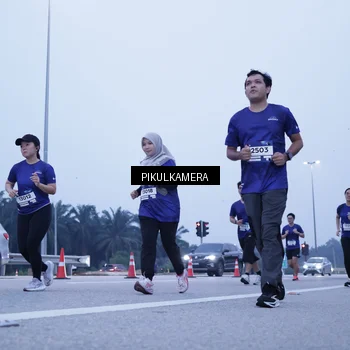 Runner Photo 7348140