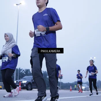 Runner Photo 7348199