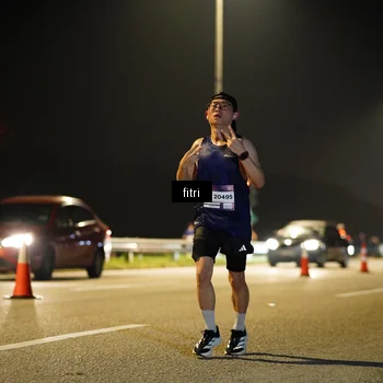 Runner Photo 7348280