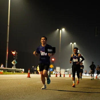 Runner Photo 7348342