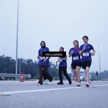 Runner Photo 7348368
