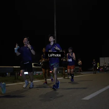 Runner Photo 7348394